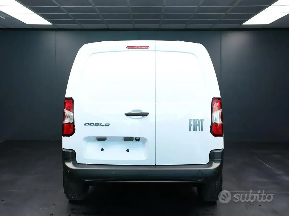 Nuova Fiat Doblò 101 CV (74 kW) 2026 Bianco Monovolume
