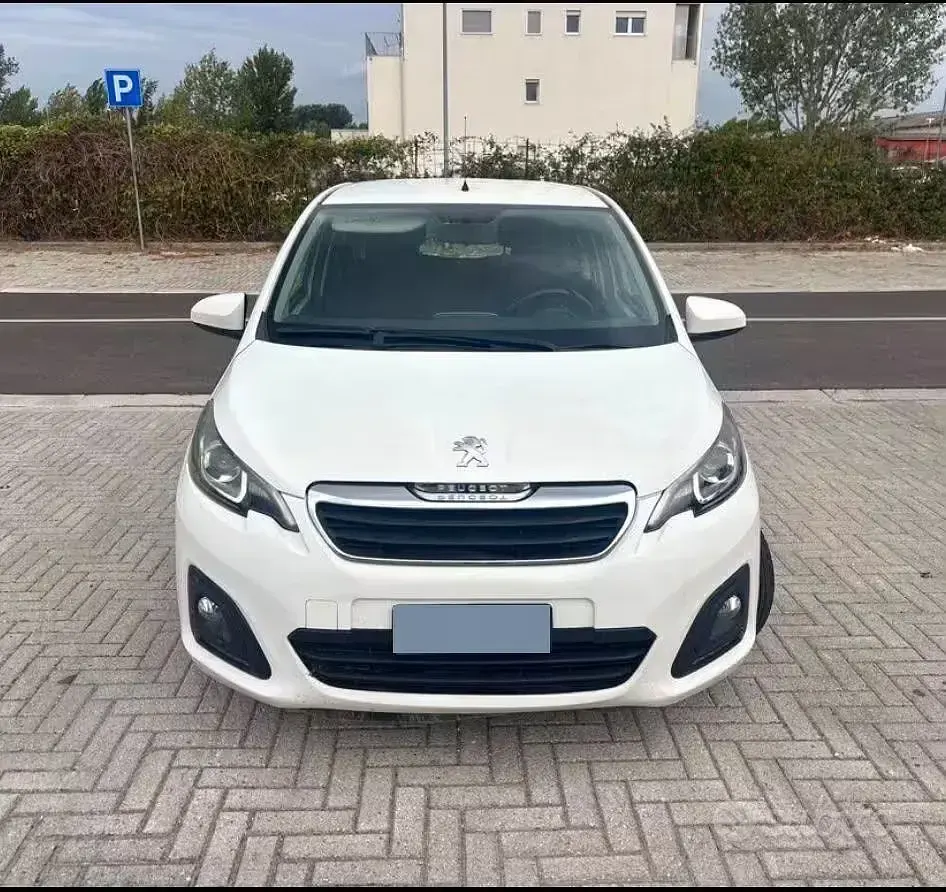 Usata Peugeot 108 69 CV (50 kW) 2016 Bianco Berlina