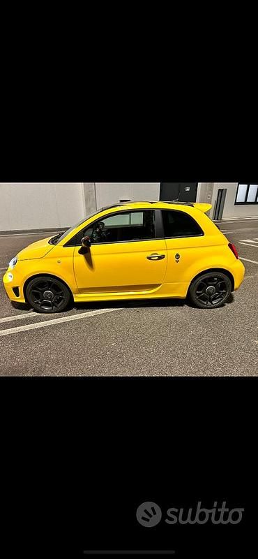 Usata Abarth 595 Pista 160 CV (117 kW) 2020 Giallo Berlina