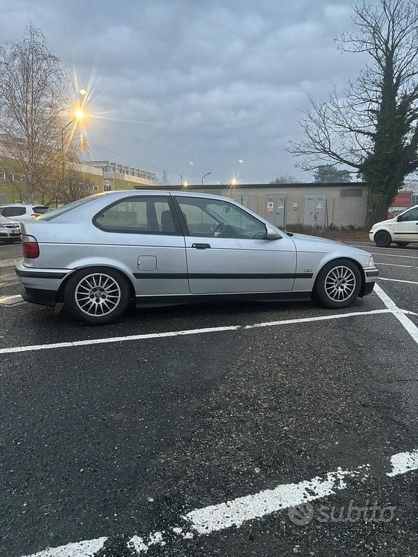 Usata BMW 316 102 CV (75 kW) 1998 Grigio Berlina