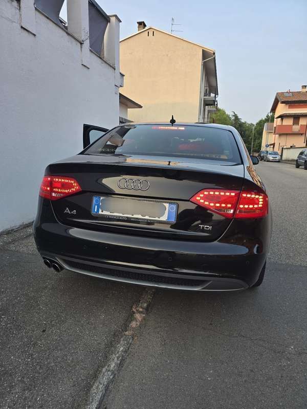 Usata Audi A4 S-Line 143 CV (105 kW) 2011 Nero Berlina
