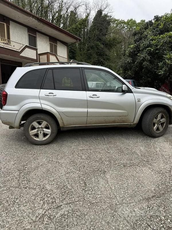 Usata Toyota RAV4 2005 SUV