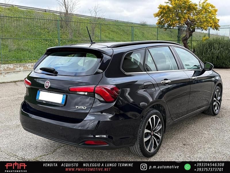 Usata Fiat Tipo Lounge 116 CV (85 kW) 2018 Nero Station wagon