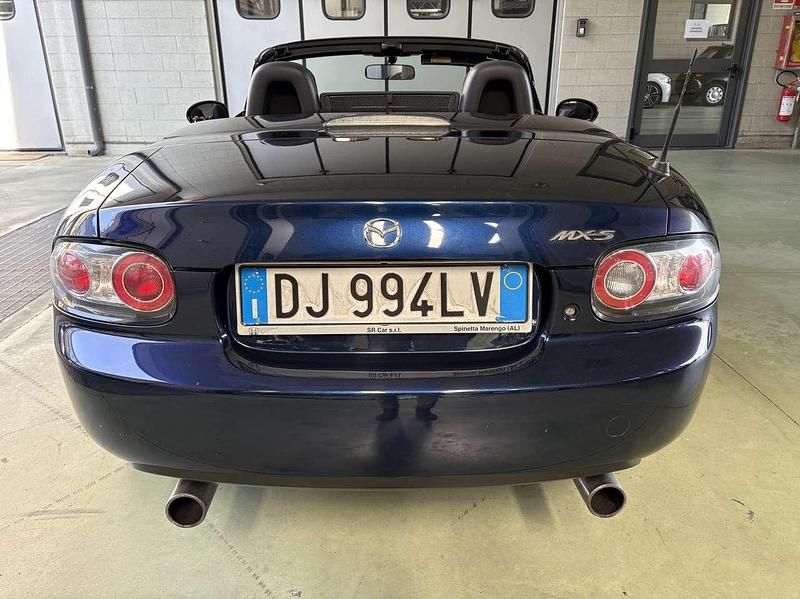 Usata Mazda MX5 High 126 CV (92 kW) 2007 Blu/azzurro Cabrio