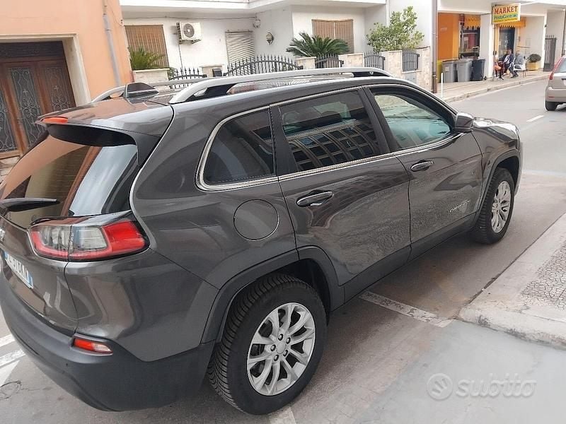 Usata Jeep Cherokee 195 CV (143 kW) 2020 Grigio SUV