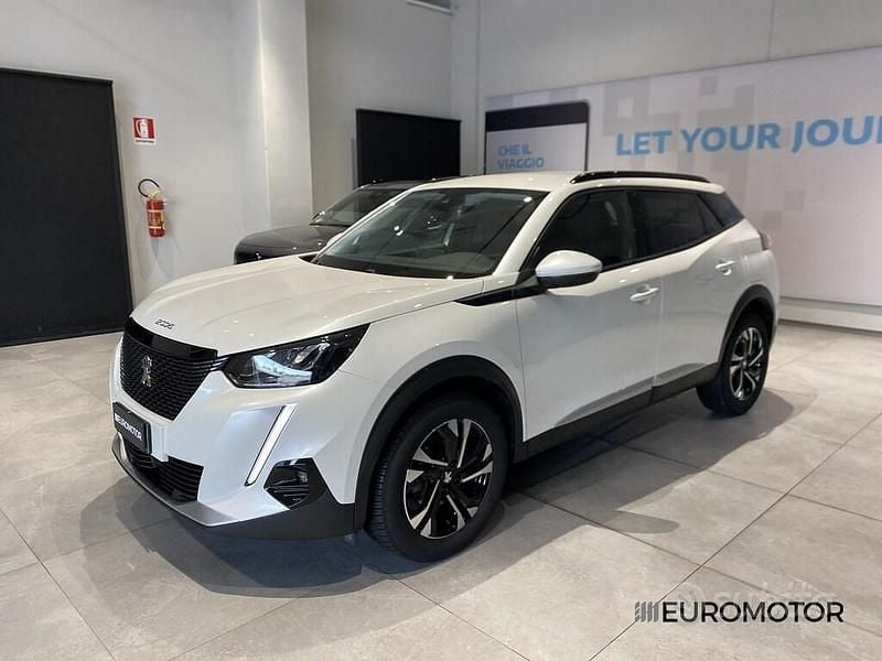 Usata Peugeot 2008 Allure 110 CV (80 kW) 2021 SUV