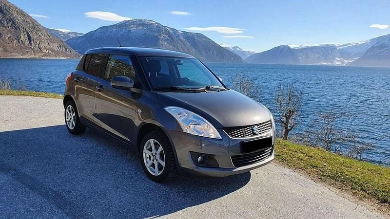 Second-hand Suzuki Swift GL 69 CP (50 kW) 2008 Gri Hatchback