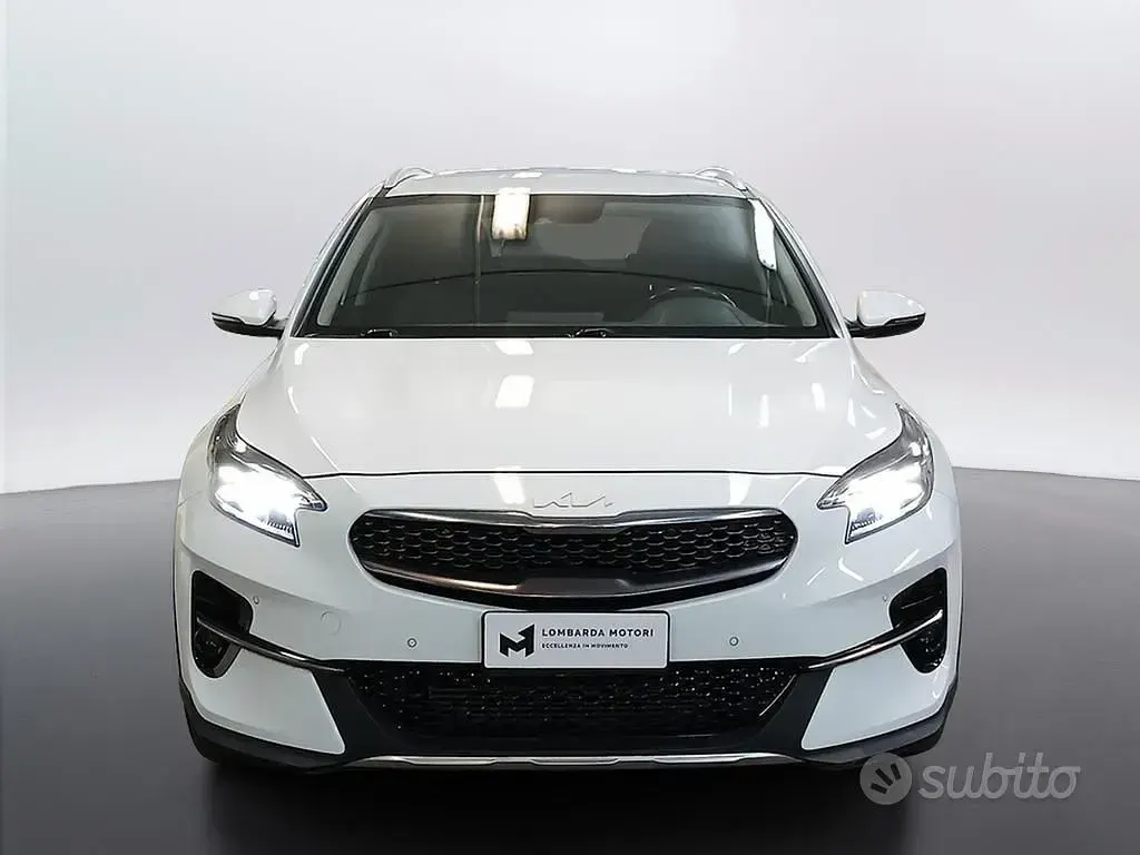 Usata Kia XCeed 160 CV (117 kW) 2022 Bianco SUV