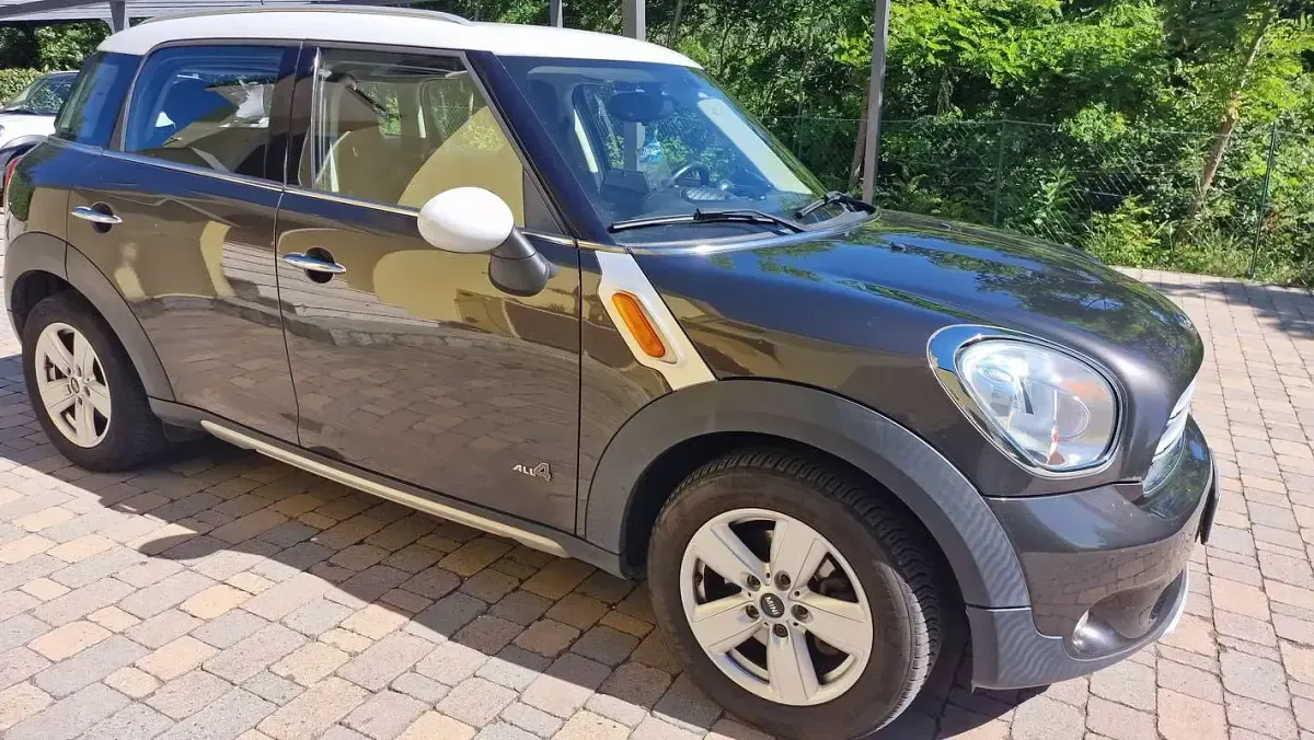 Usata Mini Cooper Countryman 111 CV (81 kW) 2015 Nero SUV