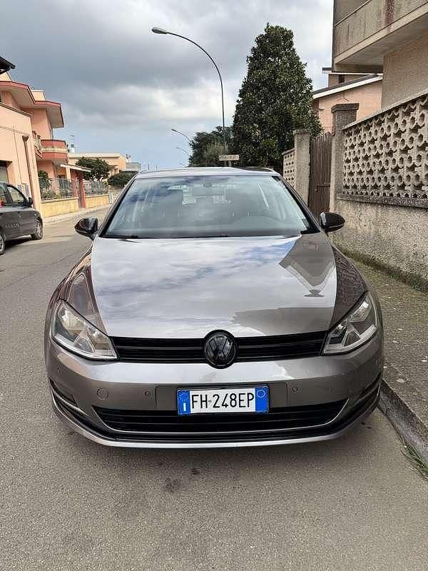 Usata VW Golf VII 110 CV (80 kW) 2014 Berlina