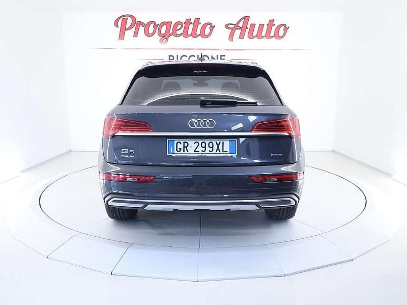 Usata Audi Q5 Advanced 204 CV (150 kW) 2023 Grigio manhattan metallizzato SUV