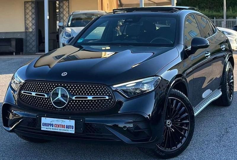 Nero Usata 2024 Mercedes GLC300 AMG line Coupé | 67.900 € (Super prezzo) - Immagine 1/4