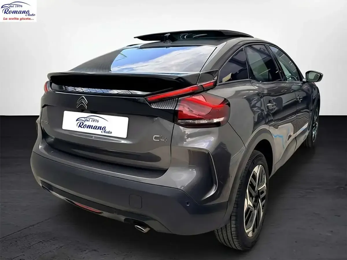 Usata Citroën C4 131 CV (96 kW) 2024 Grigio SUV