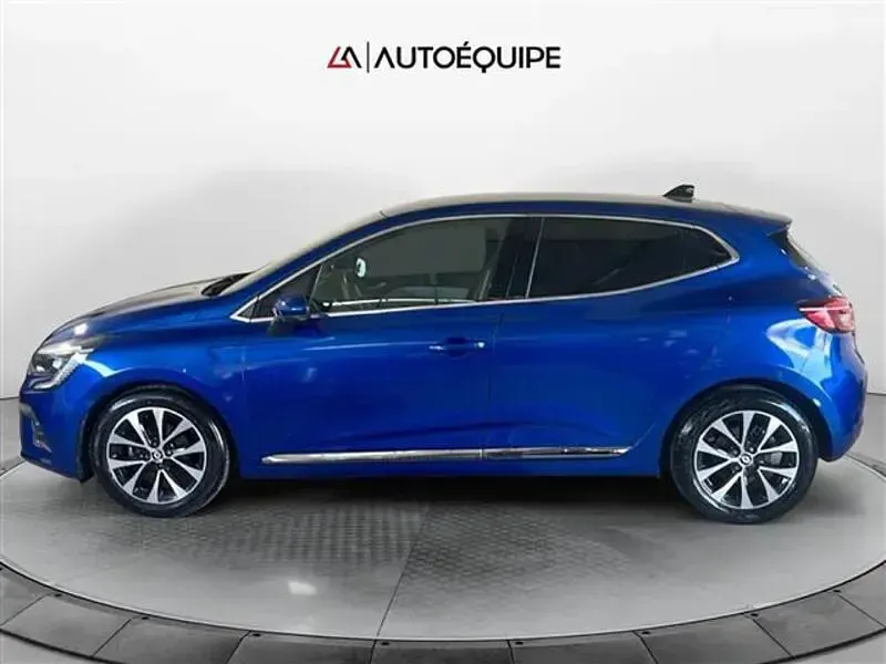 Usata Renault Clio Techno 100 CV (73 kW) 2023 Blu scuro Utilitaria