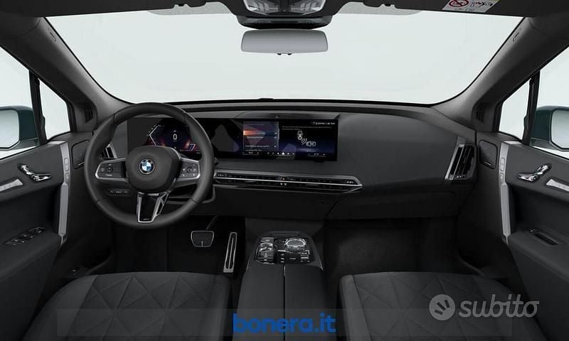Usata BMW iX M Sport 300 kW (408 CV) 2025 Blu SUV