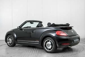Usata VW Beetle 105 CV (77 kW) 2014 Nero Utilitaria