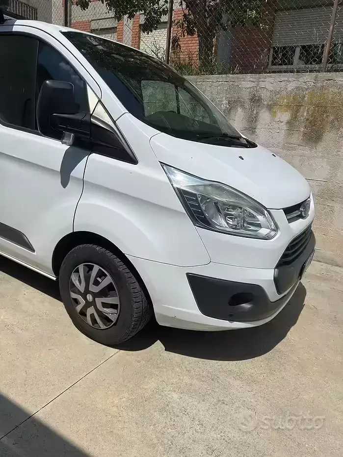 Usata Ford Transit Custom 131 CV (96 kW) 2016 Bianco Berlina
