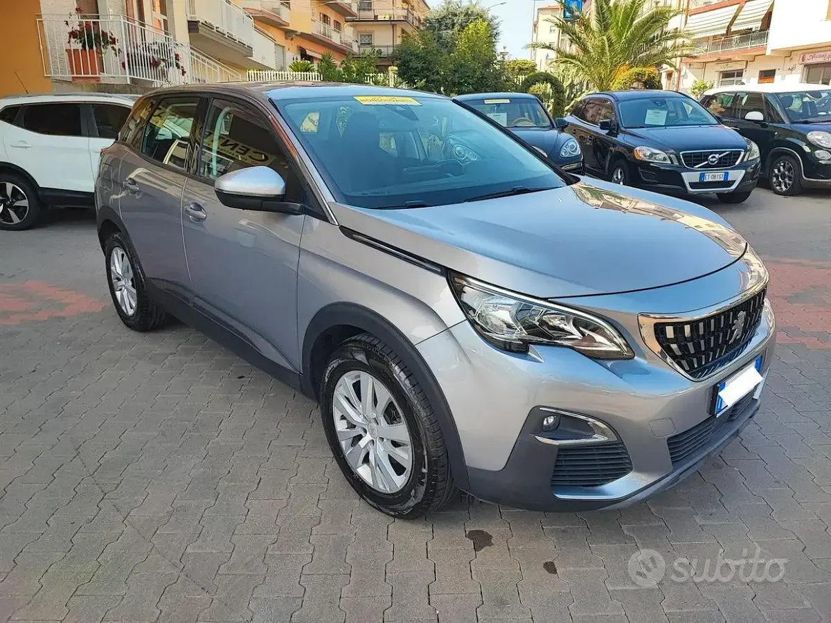 Usata Peugeot 3008 Allure 131 CV (96 kW) 2018 Grigio SUV
