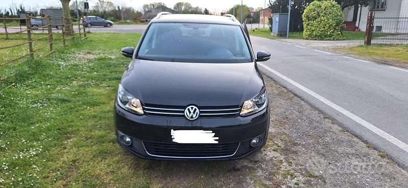 Usata VW Touran 150 CV (110 kW) 2012 Nero Monovolume