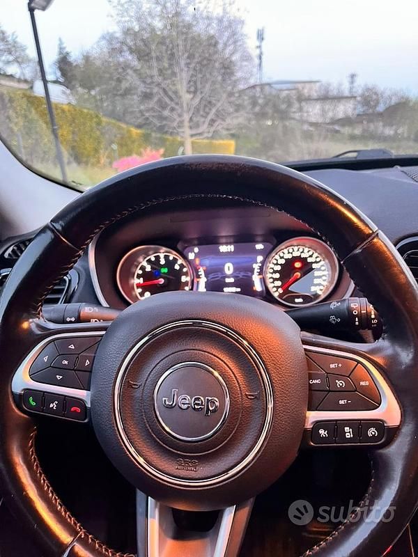 Usata Jeep Compass 140 CV (102 kW) 2020 Grigio SUV