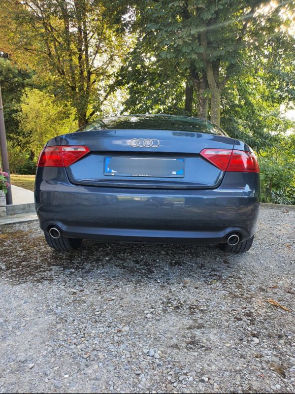 Usata Audi A5 Design 190 CV (139 kW) 2010 Grigio Coupé