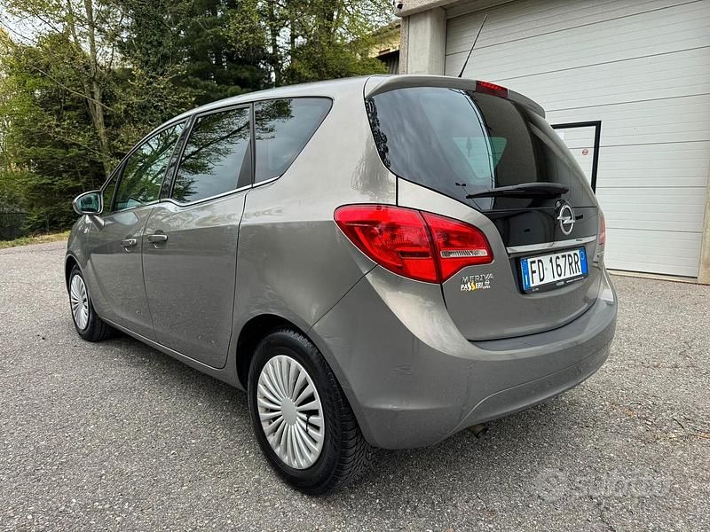 Usata Opel Meriva 2016 Marrone Monovolume