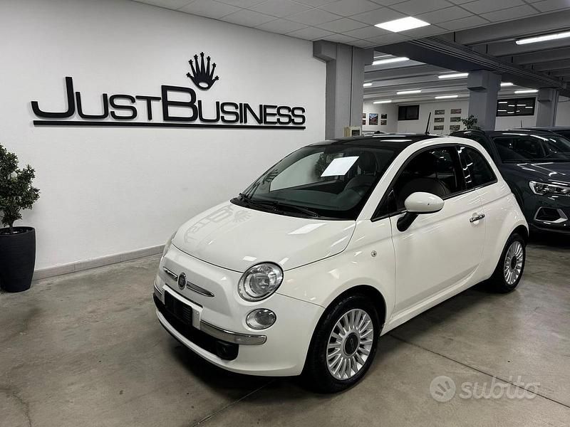 Usata Fiat 500 Lounge 101 CV (74 kW) 2010 Bianco Berlina