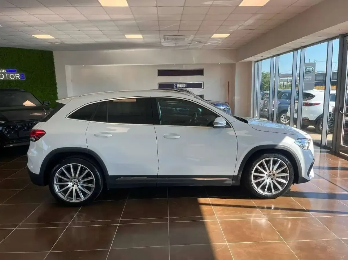 Usata Mercedes GLA200 Premium 150 CV (110 kW) 2023 Bianco SUV