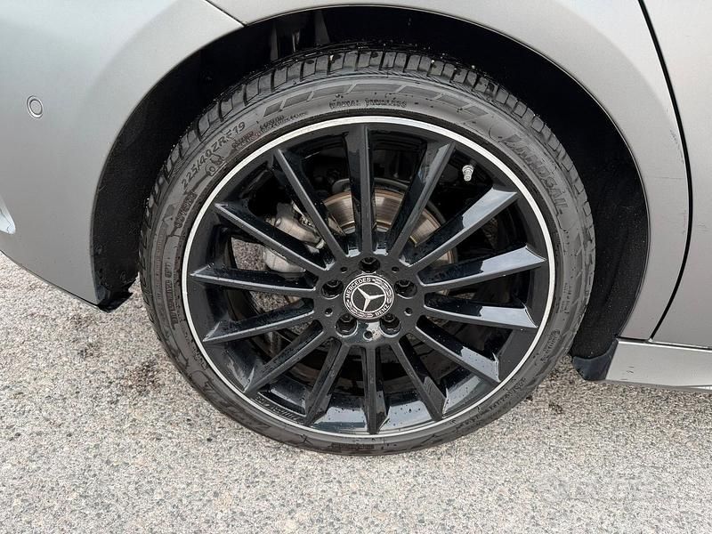Usata Mercedes A160 Premium 2020 Grigio Berlina