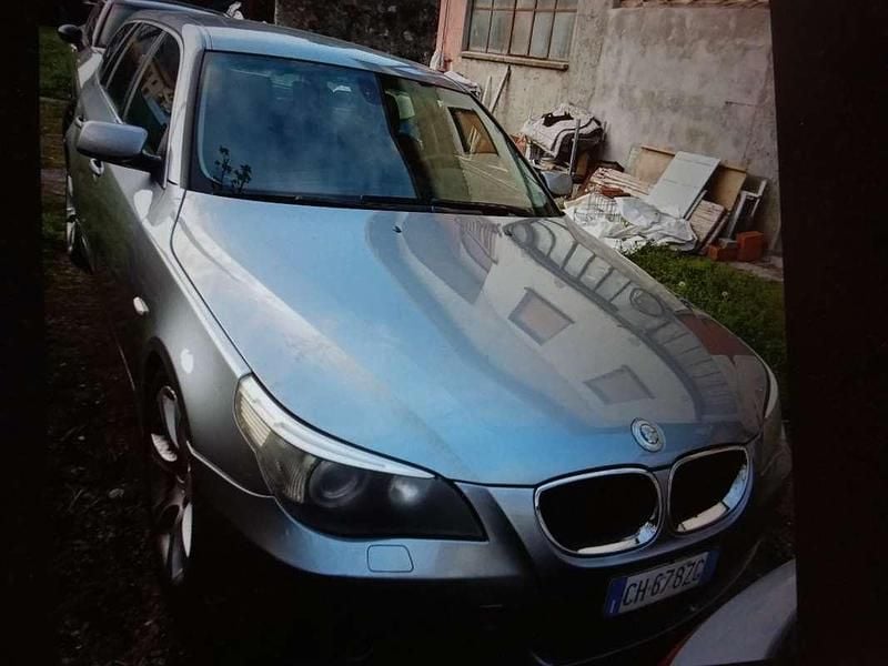 Usata BMW 530 218 CV (160 kW) 2004 Grigio Station wagon