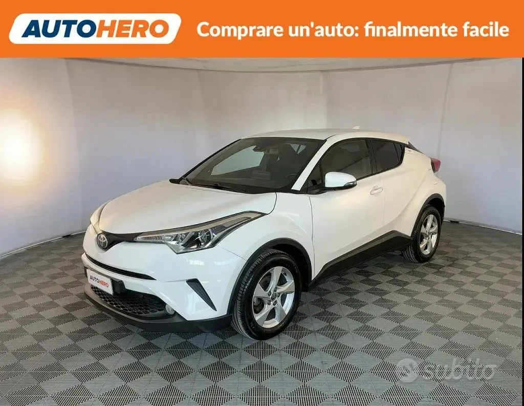 Usata Toyota C-HR Active 116 CV (85 kW) 2018 SUV