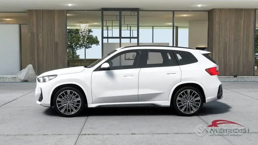 Nuevo BMW iX1 M Sport 150 kW (204 CV) 2026 Blanco SUV
