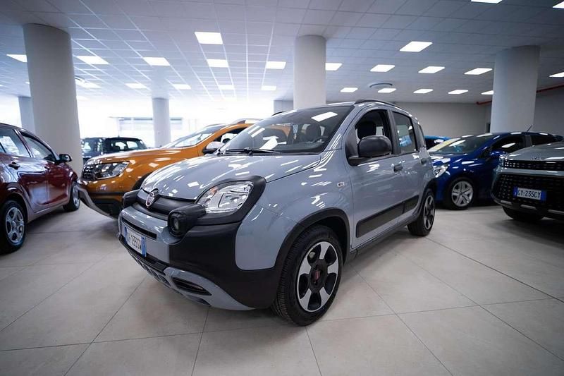 Grigio Usata 2022 Fiat Panda Cross Cross Due volumi | 10.900 € (Buon prezzo) - Immagine 1/3