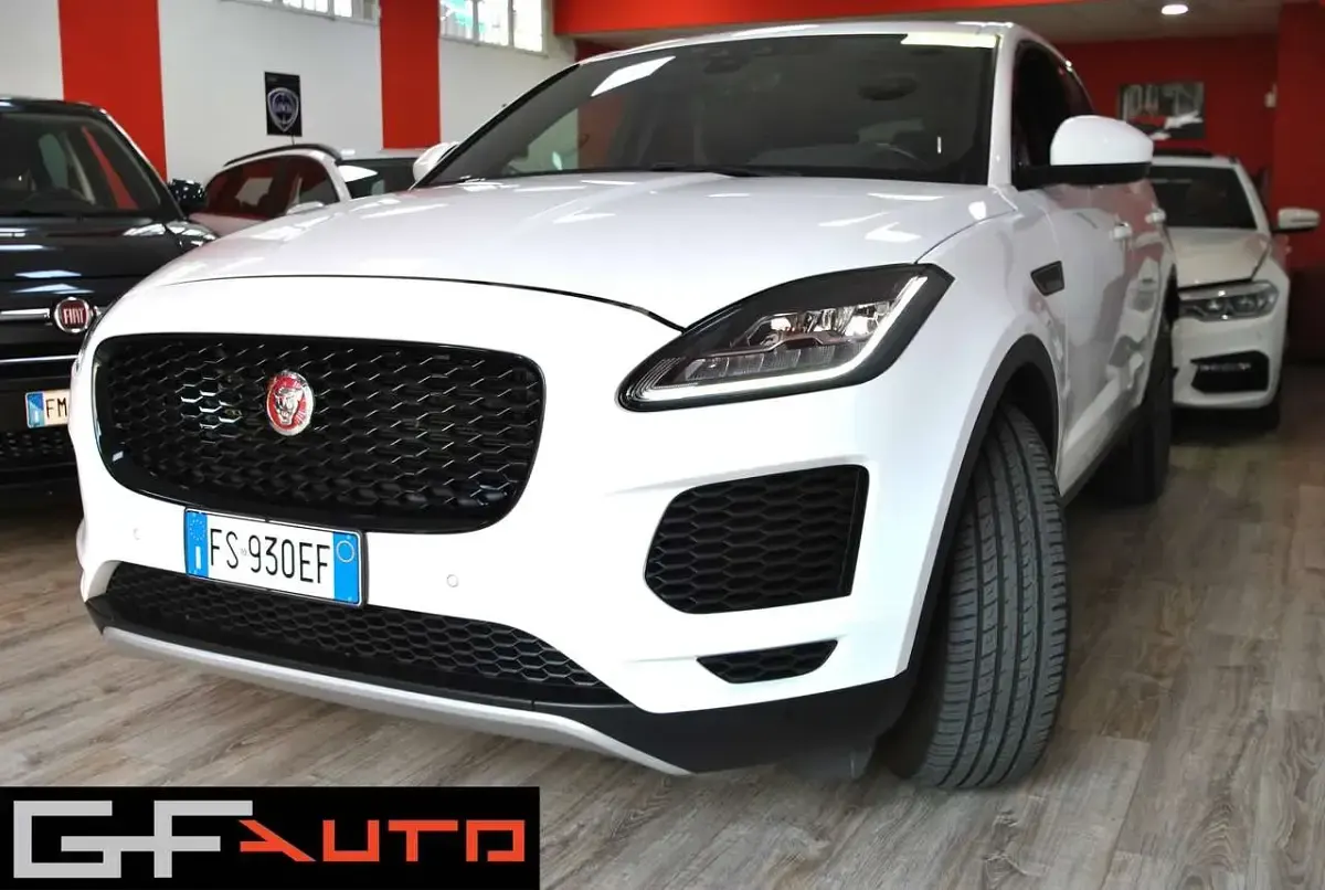 Usata Jaguar E-Pace SE 200 CV (147 kW) 2018 Bianco SUV