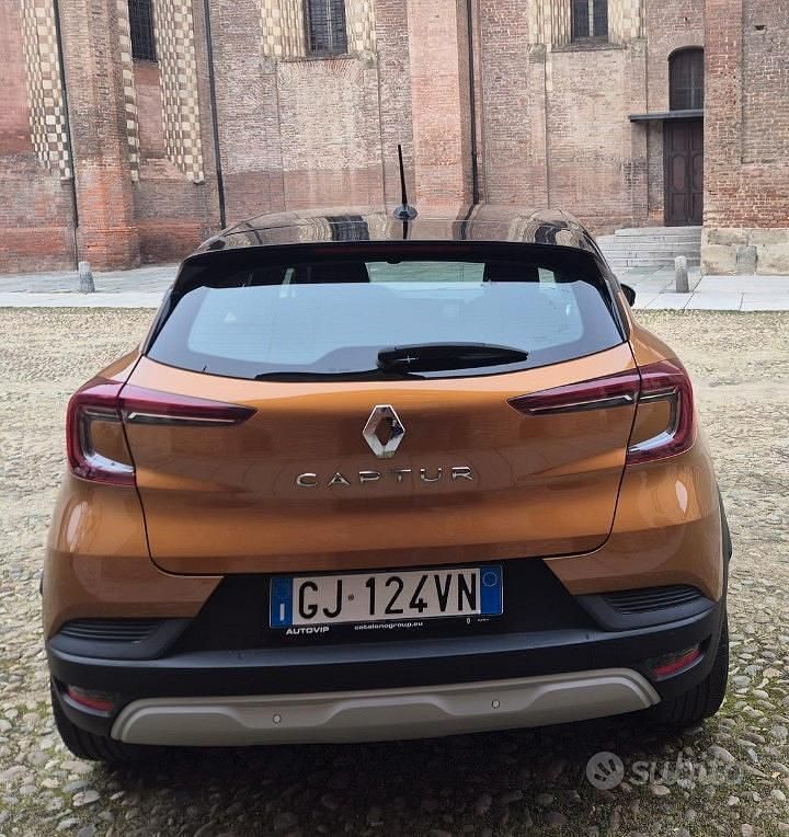 Usata Renault Captur Intens 101 CV (74 kW) 2022 SUV