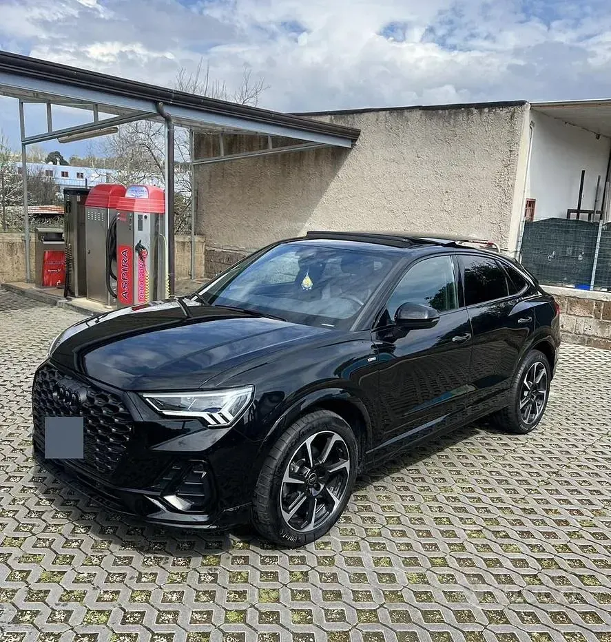 Usata Audi Q3 Sportback 150 CV (110 kW) 2023 Nero SUV