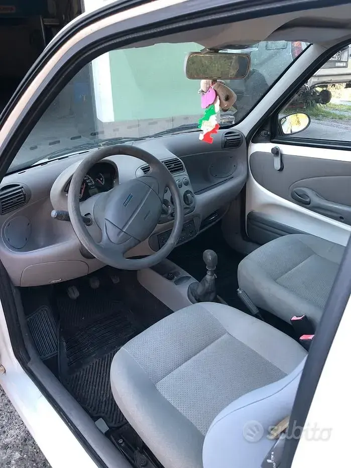 Usata Fiat 600 54 CV (39 kW) 2010 Utilitaria