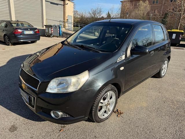 Nero Usata 2009 Chevrolet Aveo LT Tre volumi | 1950 € (Buon prezzo) - Immagine 1/4