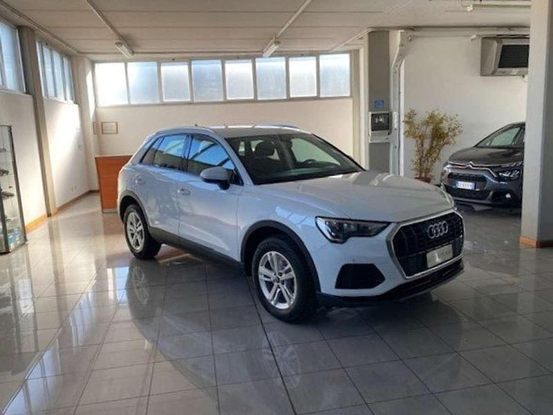 Usata Audi Q3 Business 150 CV (110 kW) 2022 Bianco SUV