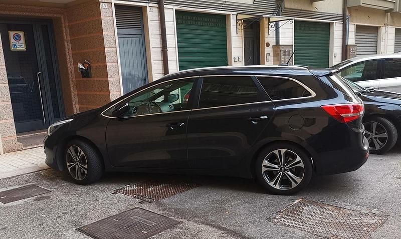 Usata Kia Ceed Sportswagon GT-Line 136 CV (100 kW) 2016 Nero Station wagon