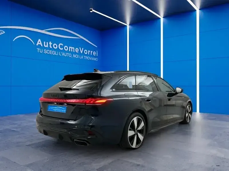 Usata Audi A5 S-Line 204 CV (150 kW) 2025 Nero Station wagon