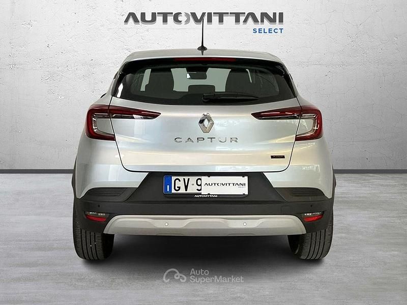 Usata Renault Captur Equilibre 145 CV (106 kW) 2024 Grigio SUV