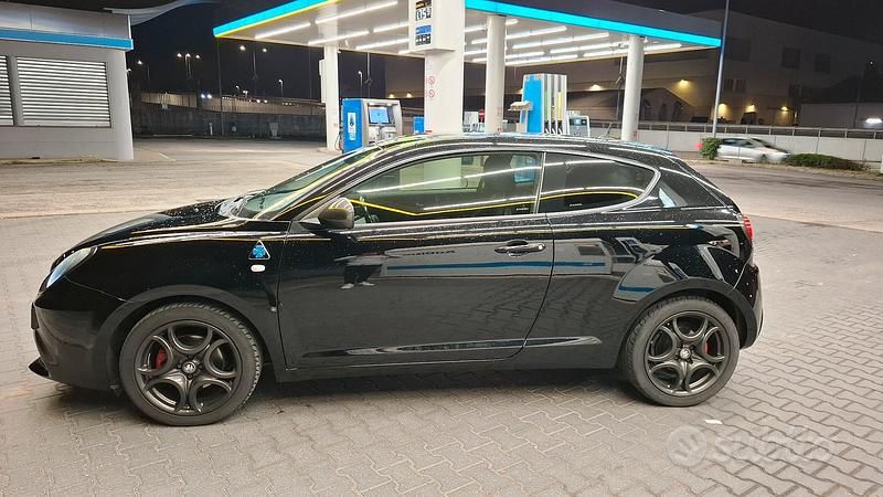 Usata Alfa Romeo MiTo 120 CV (88 kW) 2017 Nero Utilitaria
