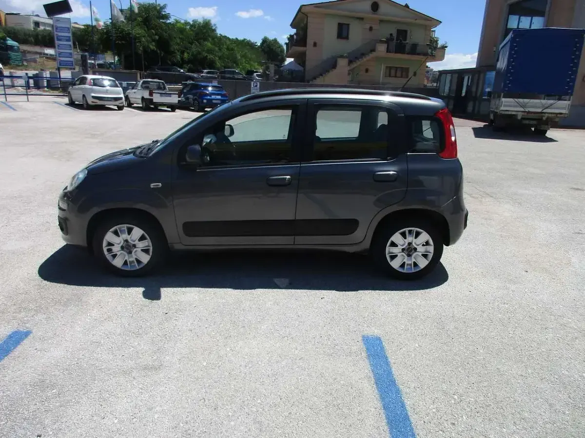 Usata Fiat Panda Lounge 95 CV (69 kW) 2018 Grigio Utilitaria