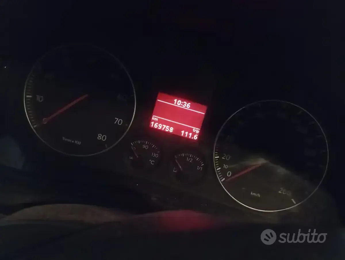 Begagnad VW Golf IV 115 HK (84 kW) 2005 Grå Sedan