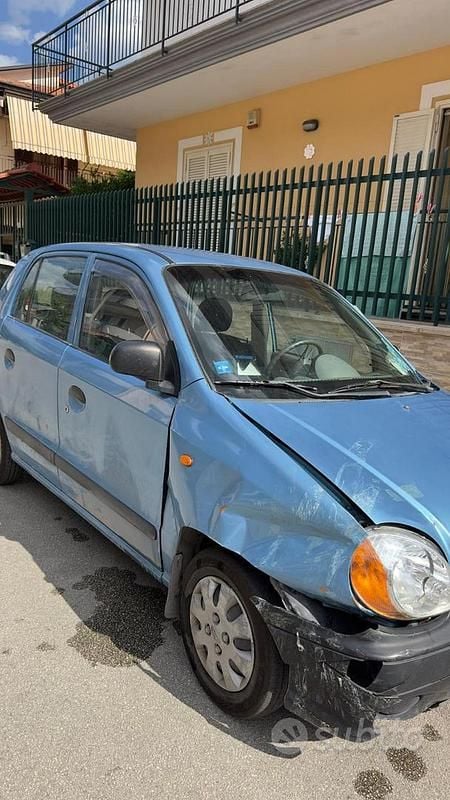Usata Hyundai Atos Prime 59 CV (43 kW) 2002 Blu Utilitaria