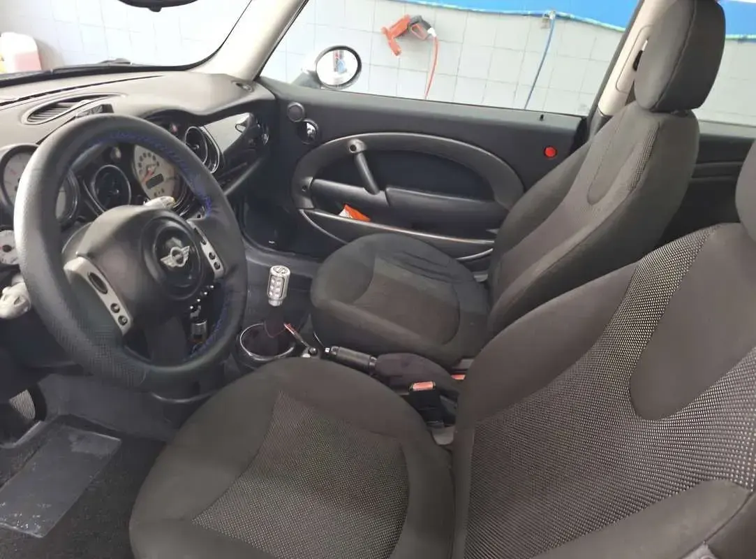 Usata Mini One D Seven 88 CV (64 kW) 2006 Utilitaria