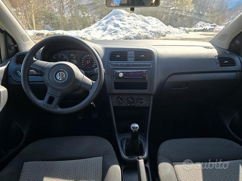 Usata VW Polo United 75 CV (55 kW) 2011 Bianco Utilitaria
