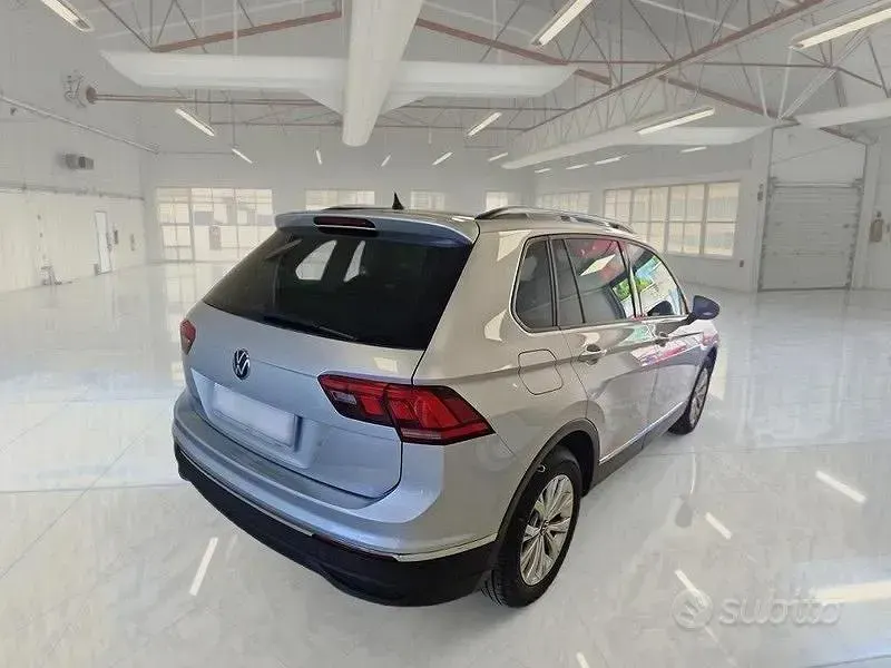 Usata VW Tiguan Life 150 CV (110 kW) 2021 Grigio SUV