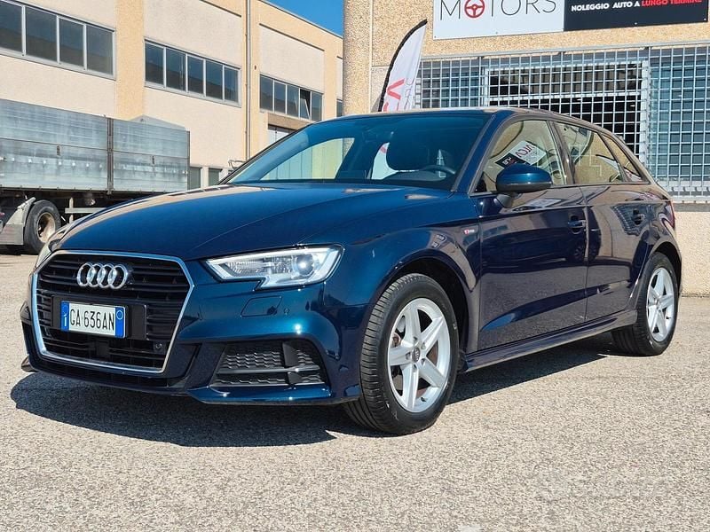 Usata Audi A3 S-Line 116 CV (85 kW) 2020 Blu Berlina